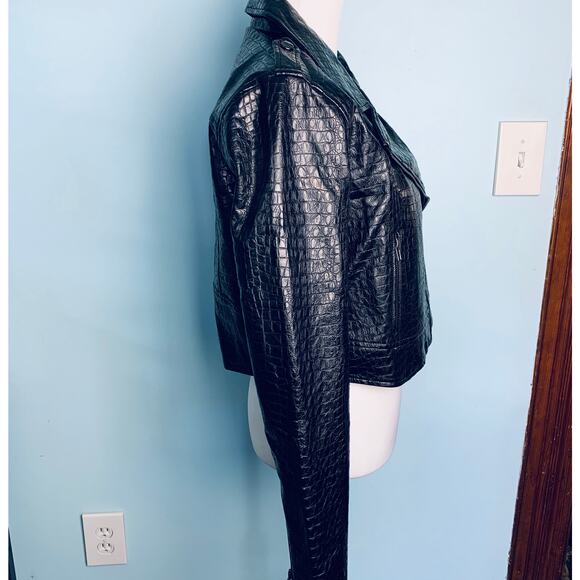 NWT ModCloth Crocodile Rock Moto Jacket Size Large - Picture 6 of 8
